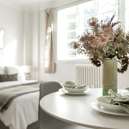 Beautifully Presented Centrally Located Studio Apartment Londen Buitenkant foto