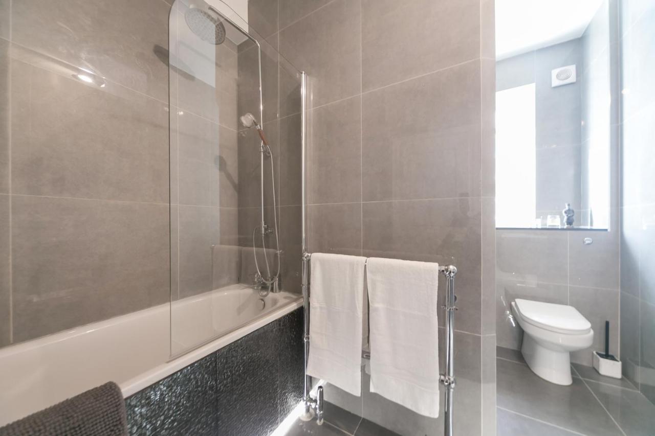 Beautifully Presented Centrally Located Studio Apartment Londen Buitenkant foto